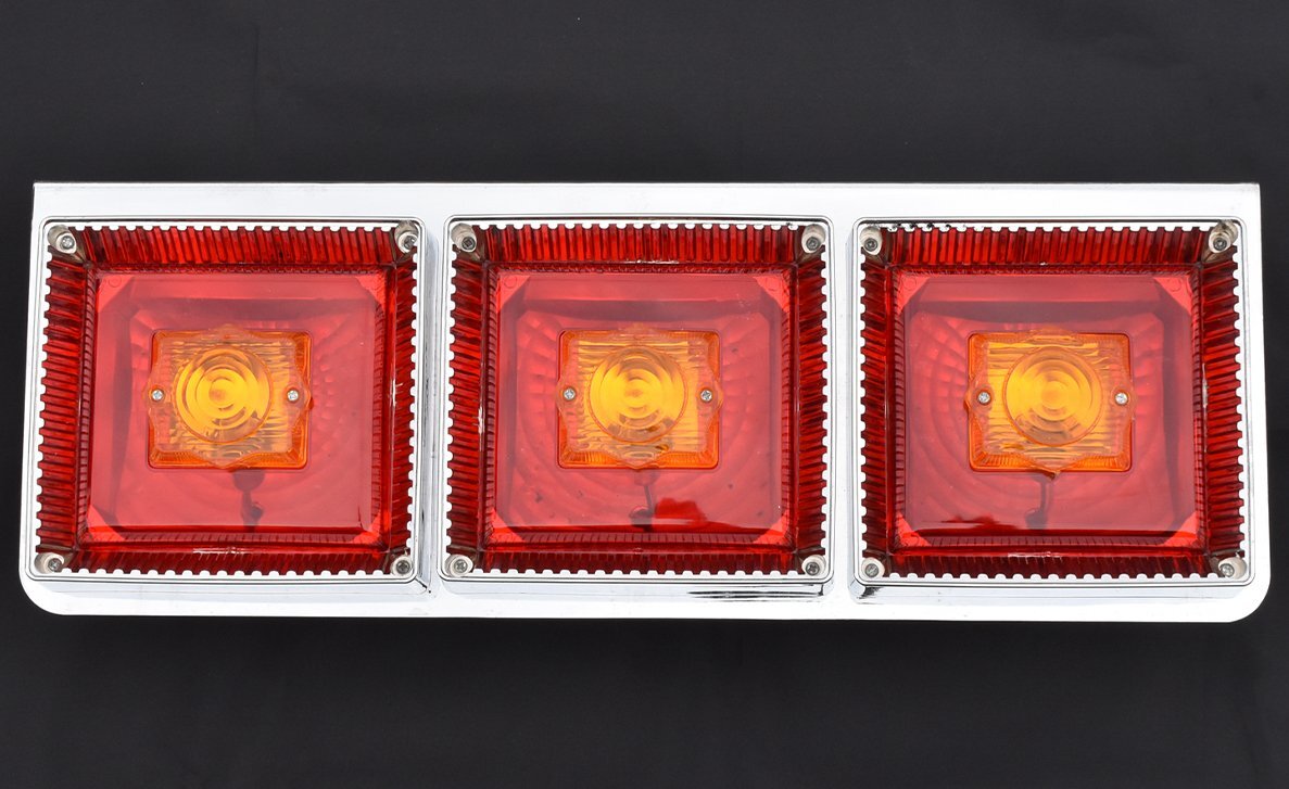 訳あり ジャンク 24V 3連クリスタルテールライト トラック ダンプ No.H拍卖