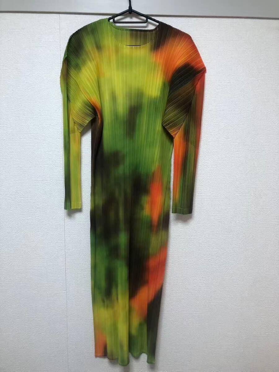 ■■■【新品総柄】PLEATSブリーツ加工長袖ワンピース■■■拍卖