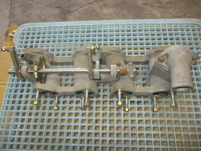 日産 ソレックス・ウェーバー40・44 Z型エンジン インマニ1019・マニーホルド 美中古 Z16 Z18 シルビア ガゼール 910ブルーバード 拍卖