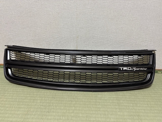 ♪♪TRDグリル カローラアクシオ・フィールダー(NZE14前期)♪♪拍卖