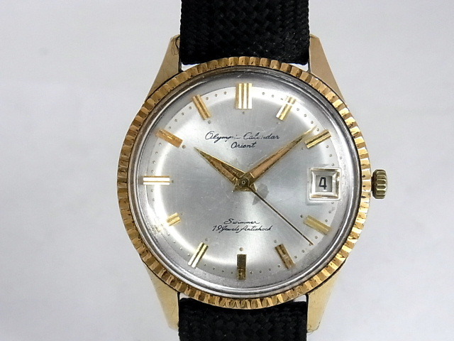 オリンピアカレンダーオリエント スイマー 19石 アンチショック 手巻き 44拍卖