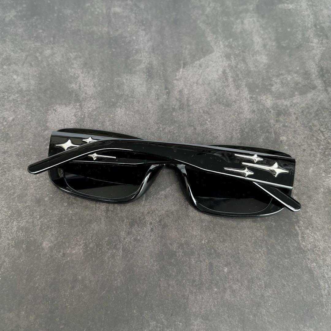 サングラス伊達メガネ眼鏡 ブラック黒縁 太縁 流星 y2k韓国 ヒップホップ ストリート ジェントルモンスターGENTLEMONSTER風スクエア メンズ拍卖