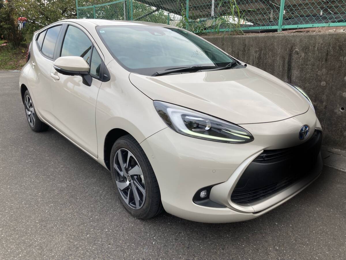 新古車 令和6年3000キロ− ワンオーナー とても美車 アクア G アダプテッククルーズコントロール拍卖