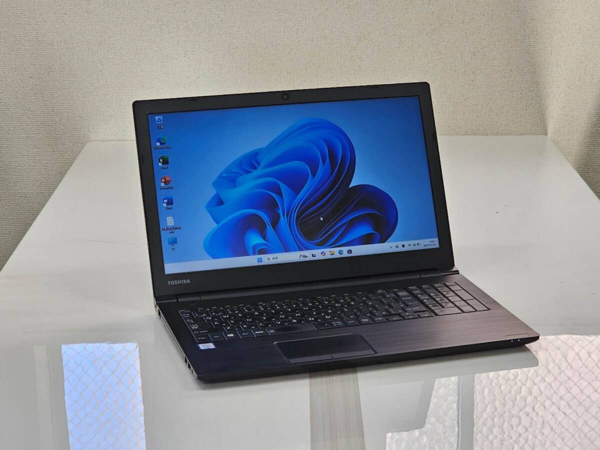 TOSHIBA dynabook B55/M ノートパソコン メモリ8GB WEBカメラ Windows11pro Microsoft Office2019拍卖