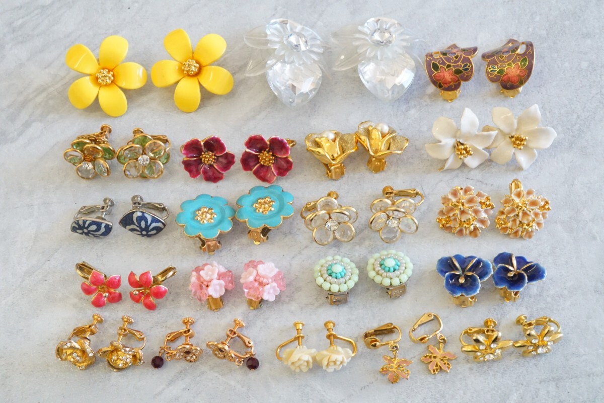 C1130 花 フラワー 海外製含む ヴィンテージ イヤリング 両耳揃い 20点セット アクセサリー 大量 まとめて おまとめ まとめ売り拍卖