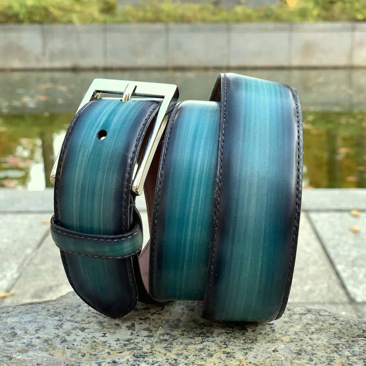 【エル エクレ】パティーヌ メンズ 本革 レザーベルト アクアブルーグラデーション 青 95 90 限定 シューズ エリオットローズ拍卖