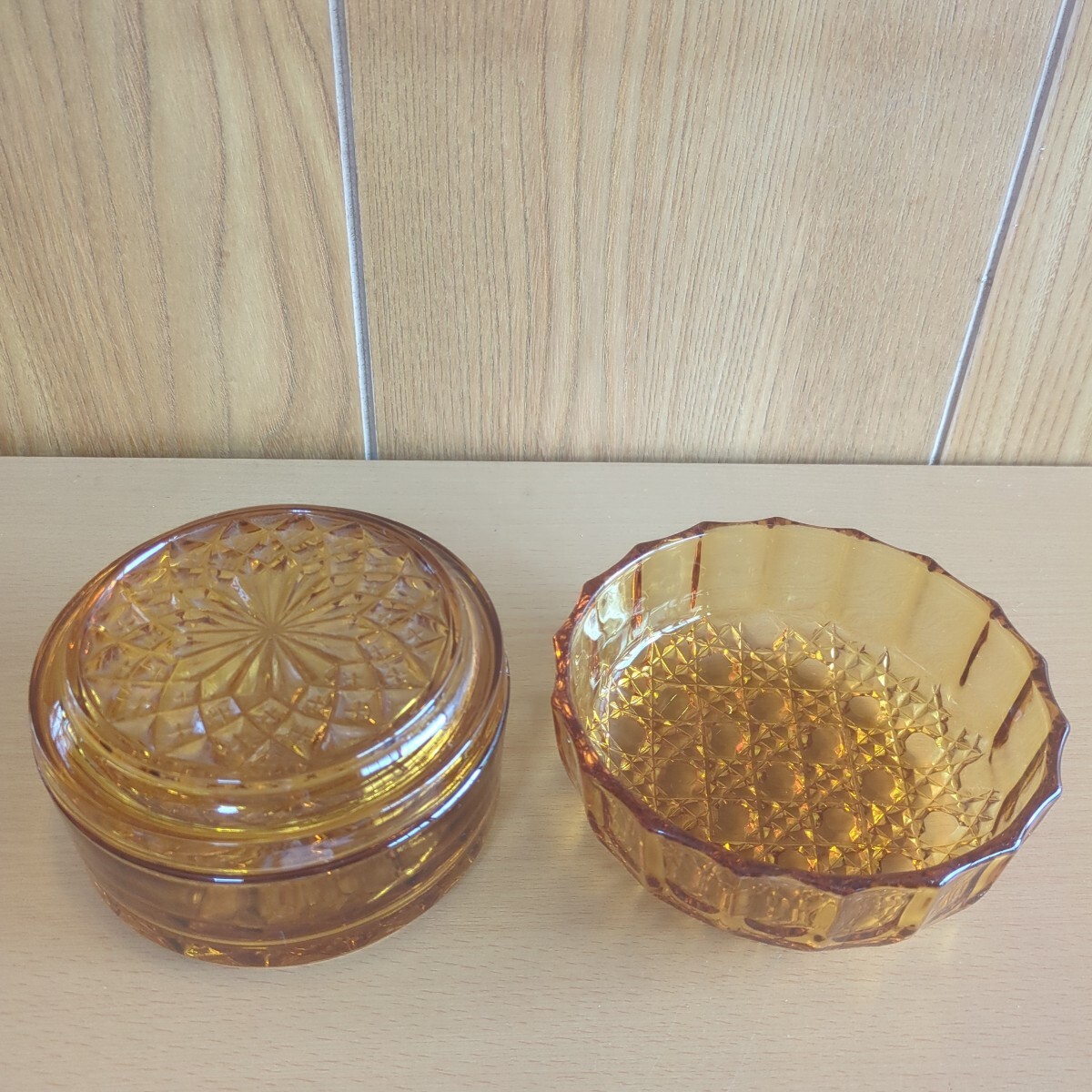 アンバーガラス キャニスター 蓋付き 小鉢 お皿 セット 昭和レトロ 琥珀色拍卖