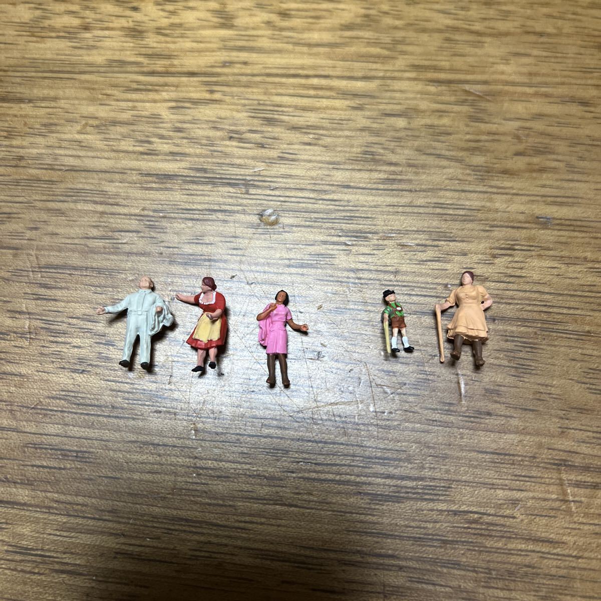 送料込■プライザー PREISER 10279 10280 5体のみ 詰め合わせ アソート 鉄道模型 Models 情景 背景 ミニチュア フィギュア拍卖