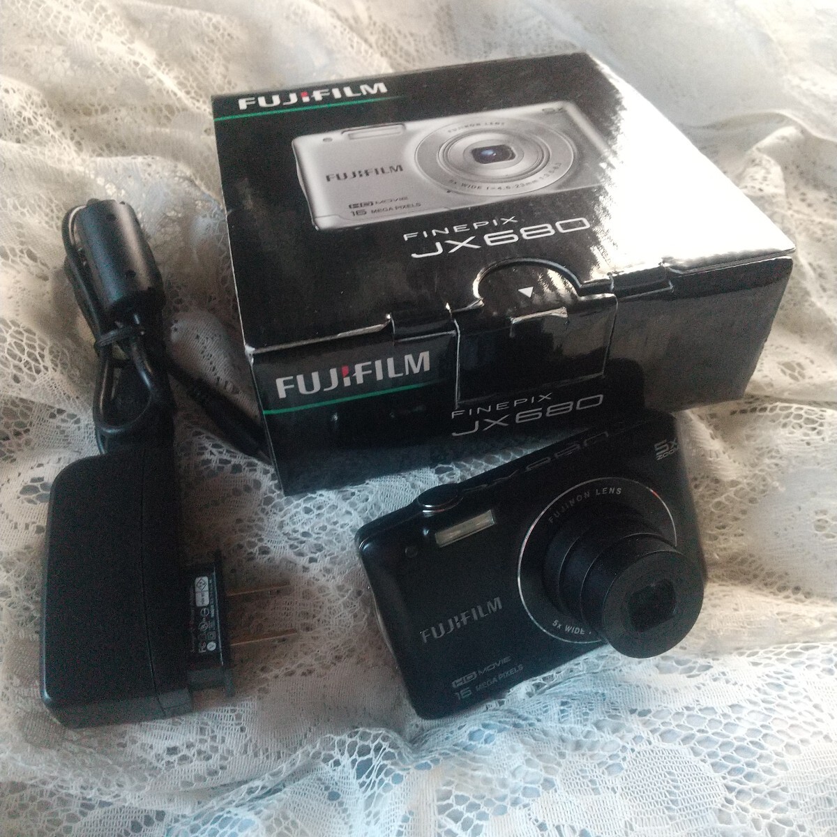平成レトロ 動作しております FUJIFILM FinePix JX680 富士フイルム ファインピクス コンパクトデジタルカメラ 黒系 激安拍卖