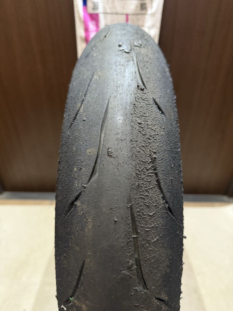 中古MCタイヤ 2025年製造 BRIDGESTONE BATTLAX RS10 120/70ZR17 バトラックス レーシングストリート 120 70 17 1225 K6667拍卖