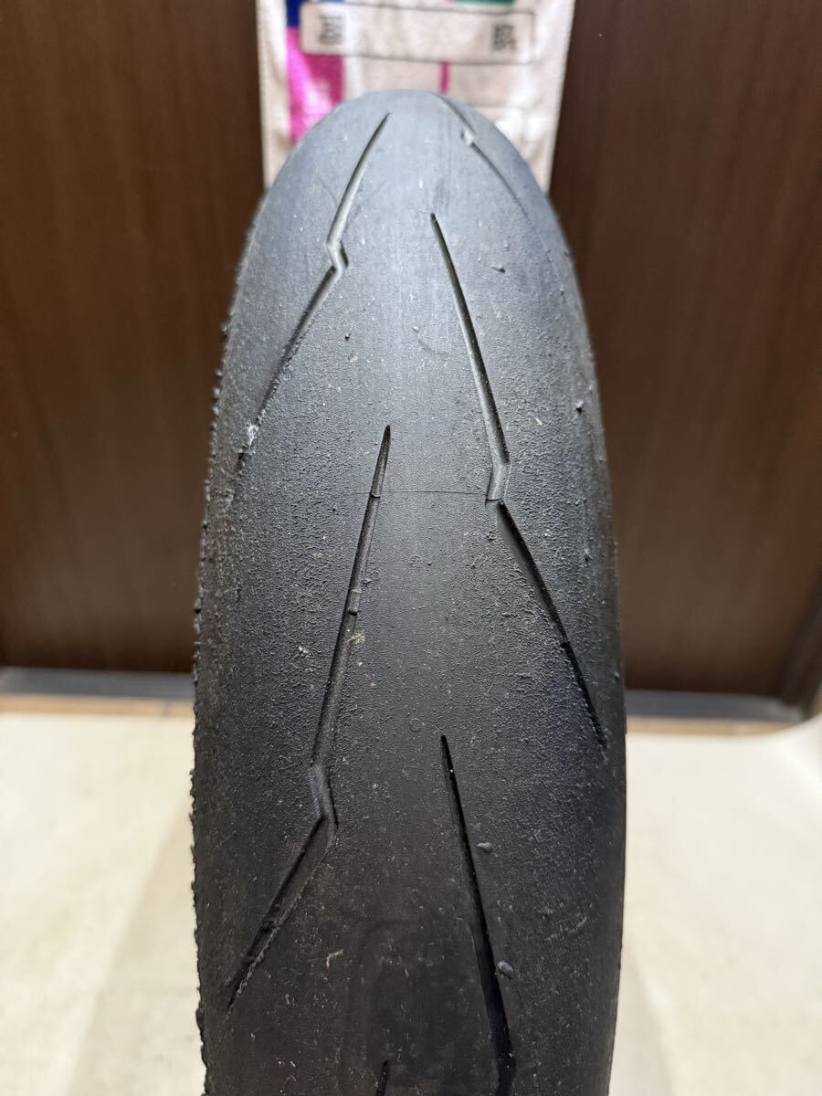 中古MCタイヤ 2023年製造 PIRELLI DIABLO SUPERCORSA V3 SC1 120/70ZR17 ピレリ ディアブロ スーパーコルサ 120 70 17 1723 K6671拍卖