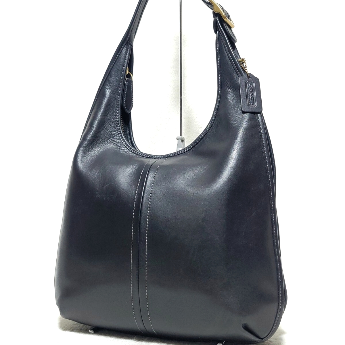 現行品/美品 ●コーチ COACH ワンショルダーバッグ ハンド トート 肩掛け グラブタンレザー 本革 エルゴ33 チャーム C2264 ブラック 黒拍卖