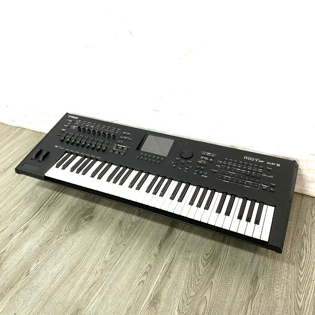 【 C 】6051 YAMAHA MOTIF XF6 シンセサイザー ヤマハ 3113131拍卖