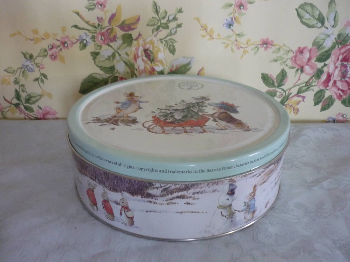 ピーターラビット クリスマス ラウンドティン クッキー缶 お菓子缶 空き缶 小物入れ拍卖