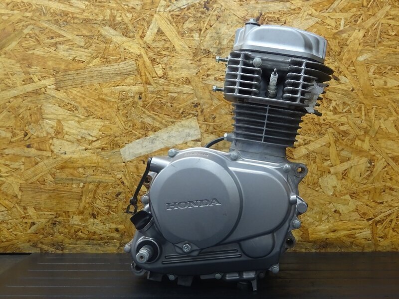 【251101】エイプ100(HC07-1301)■ 中古エンジン 始動確認後取り外し!! ジェネレーター セルモーター 圧縮11kg/cm2 【エイプ50 XR100拍卖