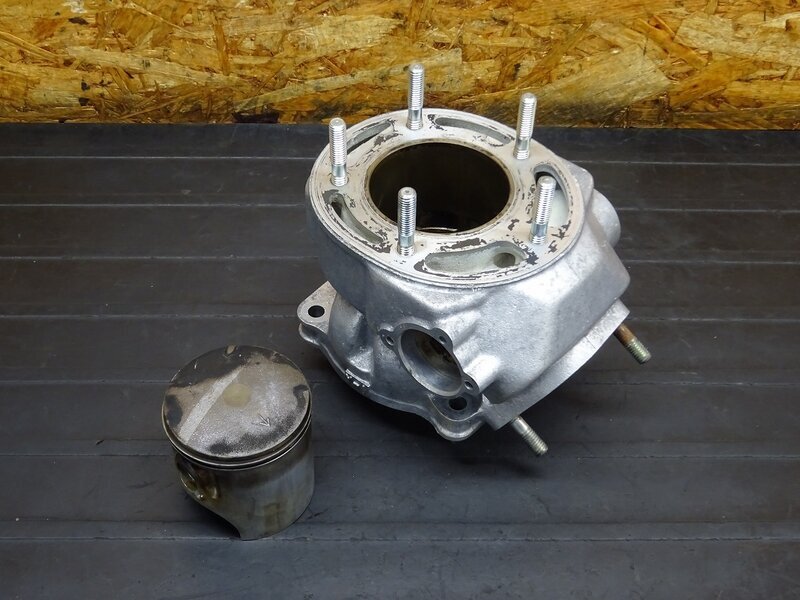 【251115】SDR200(2TV-007)◆ シリンダー ピストン ウェットブラスト施工有 ※エンジンパーツ【検索:DT200 3ET拍卖