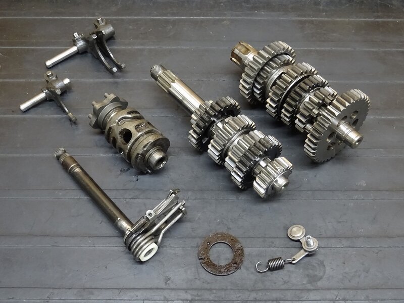 【251118】KDX200SR(DX200G-004)◆ ミッション シフトシャフト シフトフォーク/ドラム ※エンジンパーツ【検索:125 220 250拍卖