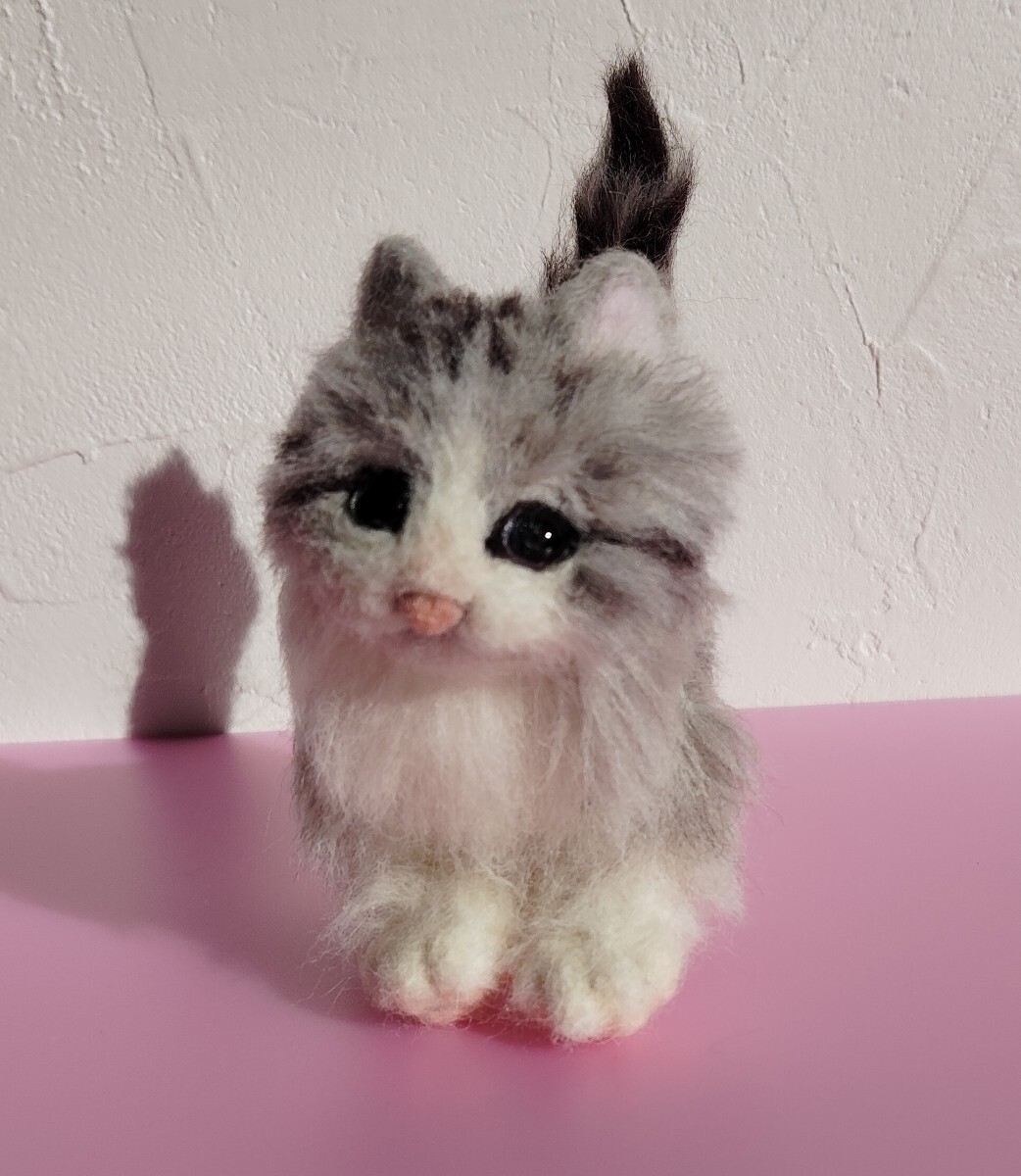 羊毛フェルト サバ白猫 ハンドメイド拍卖
