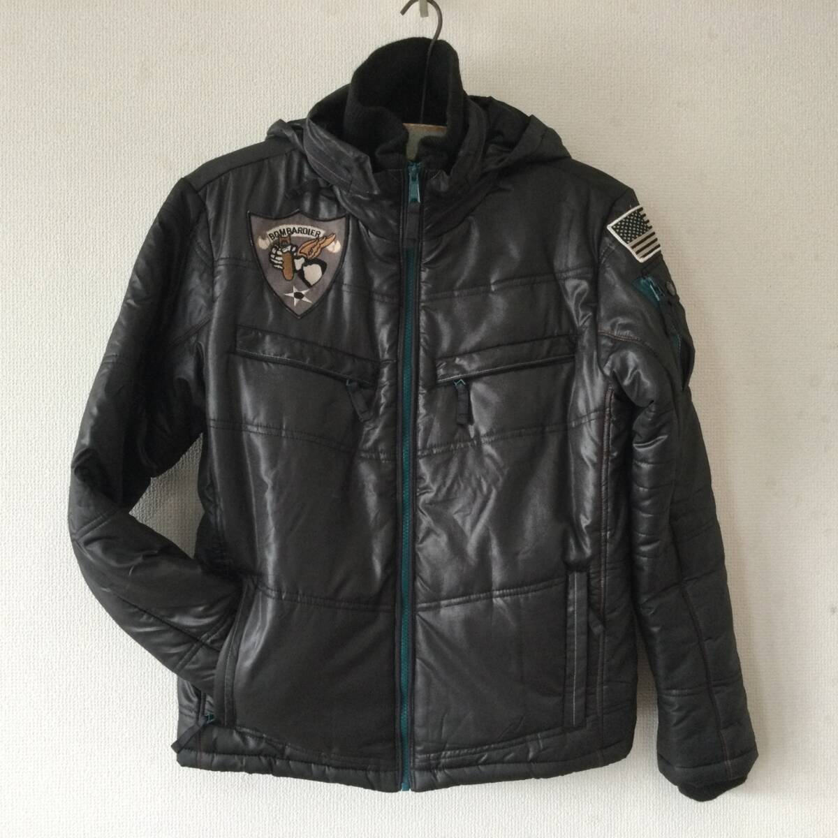 10146 AVIREX アヴィレックス 6102129 ミリタリー ワッペン 中綿 パディングジャケット ガンメタブラック Mサイズ拍卖