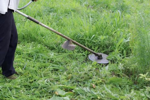 草刈機を買って稼ぐ方法 どこもかしこも草でボーボー しっかり刈って綺麗にする事で大金をゲット 拍卖