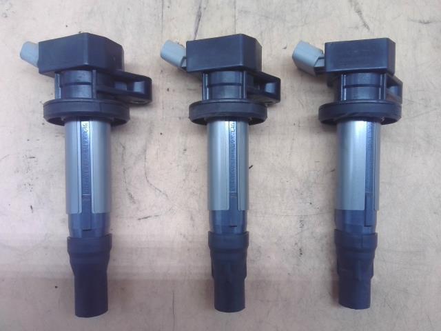 タント DBA-LA600S イグニッションコイル カスタムX SA W24 19500-B2050 19500-B2050 19500-B2051拍卖