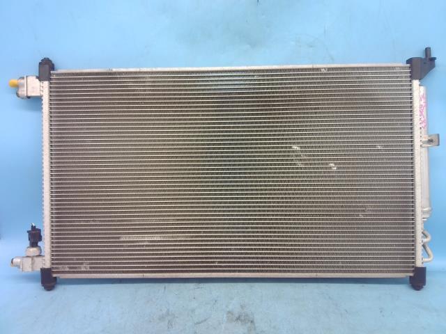 キューブ DBA-Z12 エアコン コンデンサー 15X KBG 92100-1FA0A拍卖