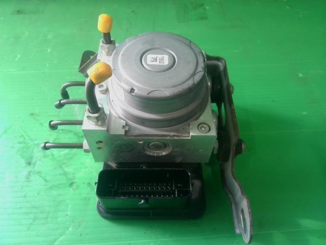 ハスラー DAA-MR41S ABSブレーキ アクチュエーターユ ニット G ZVH 68PA 56130-65PJ0拍卖