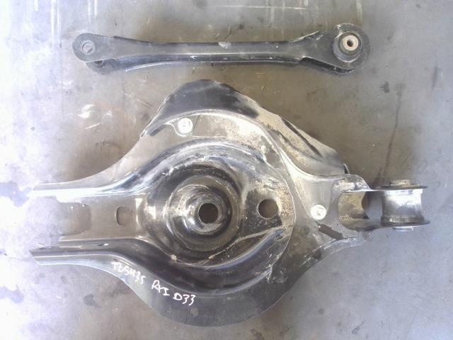 クラウン 5AA-TZSH35 リア 左 ロアアーム クロスオーバー RS 4WD TZSH30 1L5 48740-48050 48720-48020拍卖