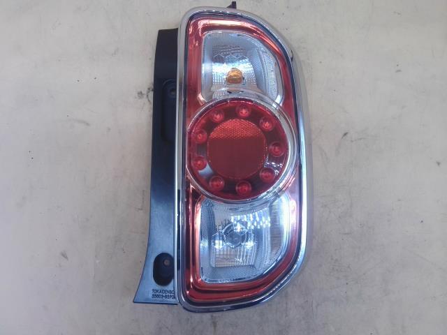 ハスラー DBA-MR31S 右テールランプ G ZVD 35603-65P0 35650-65P00拍卖