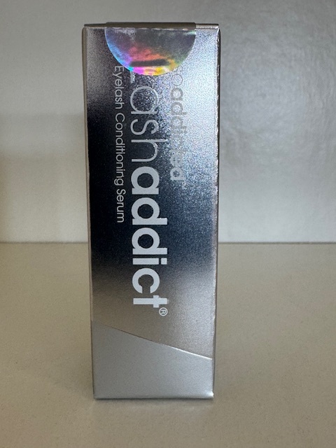 ■問屋直売■一番人気まつ毛美容液 ラッシュアディクト2.5MLサンプルサイズ拍卖