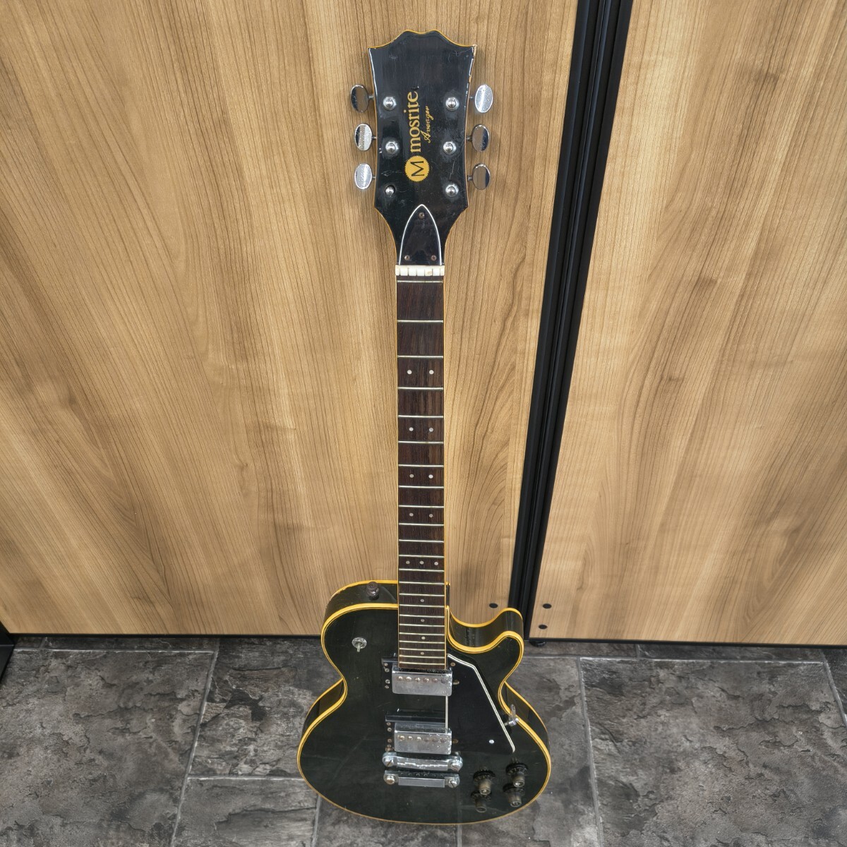 レトロ ビンテージエレキギター モズライト アドベンチャー拍卖