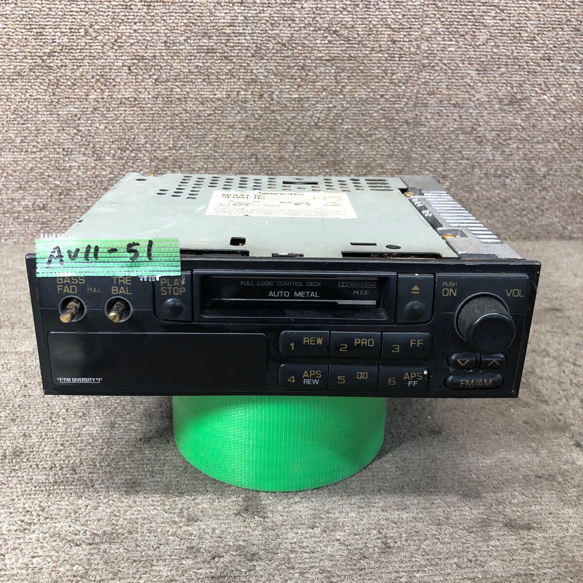AV11-51 激安 カーステレオ 日産 スカイライン Panasonic RM-Z26SAS WA2FA56756 カセットデッキ FM/AM オーディオ 通電未確認 ジャンク拍卖