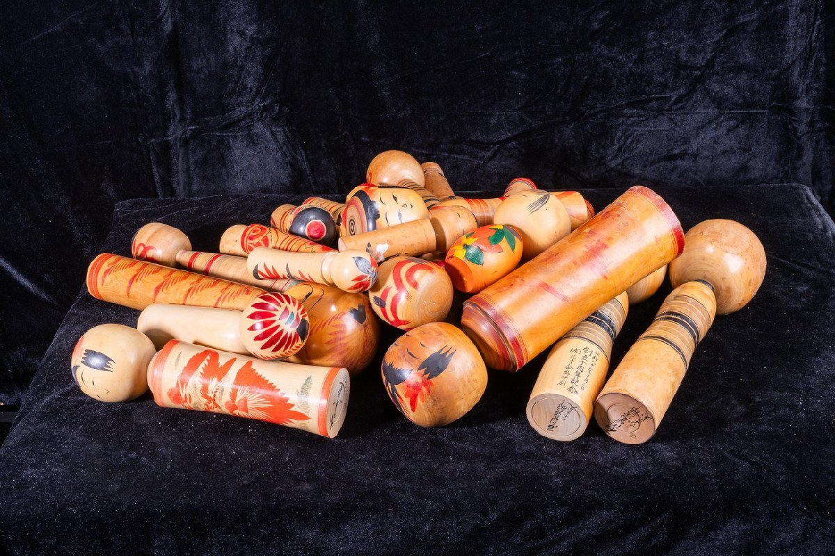 【珍品堂】1円から N67-N3 こけし 人形 まとめ売 日本伝統 木製 工芸品 郷土玩具 置物 希少 記念品 民芸 昭和レトロ 古美術 骨董品拍卖