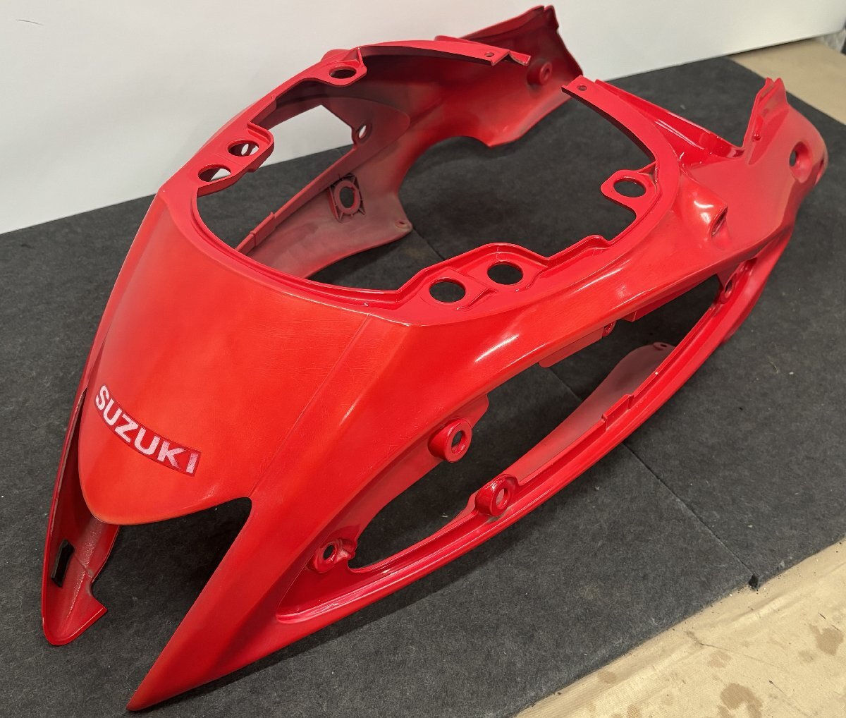 【中古】 現状品 スズキ GSX1300R ハヤブサ 純正 テールカウル シートカウル 刻印 15H 2014年 後期型 bk-s284拍卖
