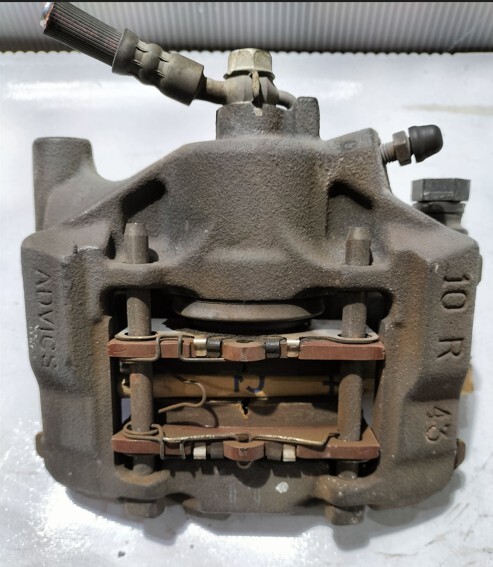 ★ トヨタ マークX GRS120 右後キャリパー 47830-30301 沖縄と離島出荷不可 西濃運輸便 ★ 純正中古部品 自管理5ta378拍卖