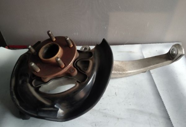 ★  トヨタ マークX GRS120 右前 ナックル 43201-30010 沖縄と離島出荷不可 西濃運輸便  ★ 純正中古部品  自管理5ta383拍卖