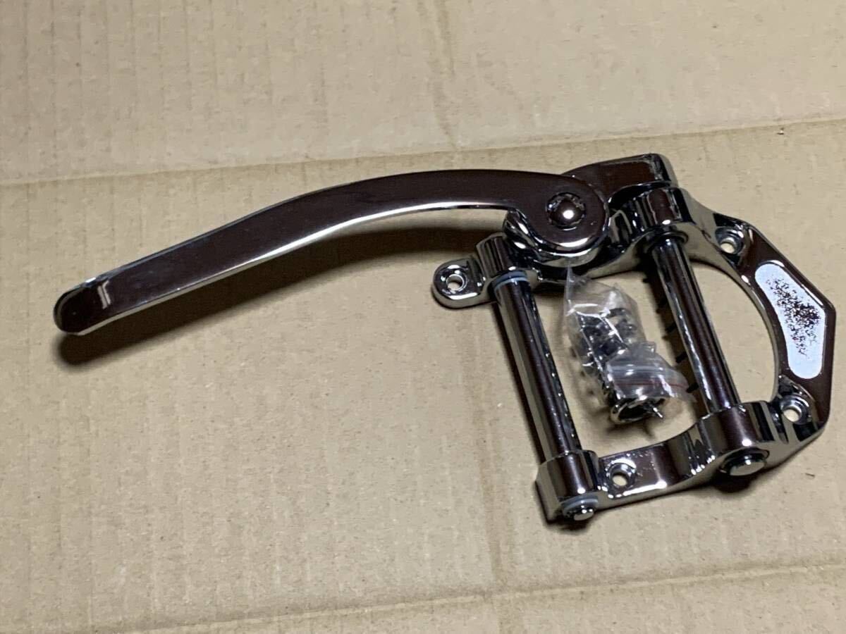 テールピース銀色拍卖