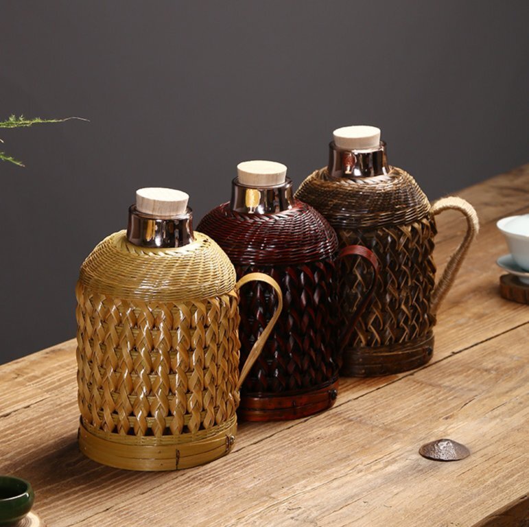 竹で編んだ魔法瓶家庭用の手で伝統的な紫竹で編んだ花中国式のレトロな茶室レストラン大容量保温魔法瓶1000ML拍卖