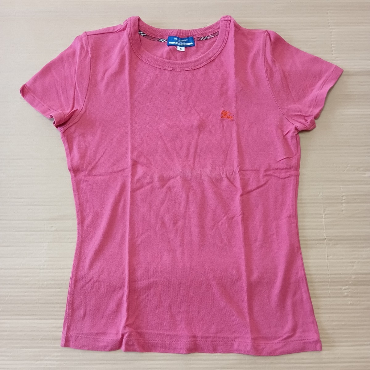 〇【美品】 BURBERRY BLUE LABEL バーバリーブルーレーベル 半袖 Tシャツ カットソー ピンク ロゴ刺繍 レディース 38 サイズ FAF42-513-13拍卖