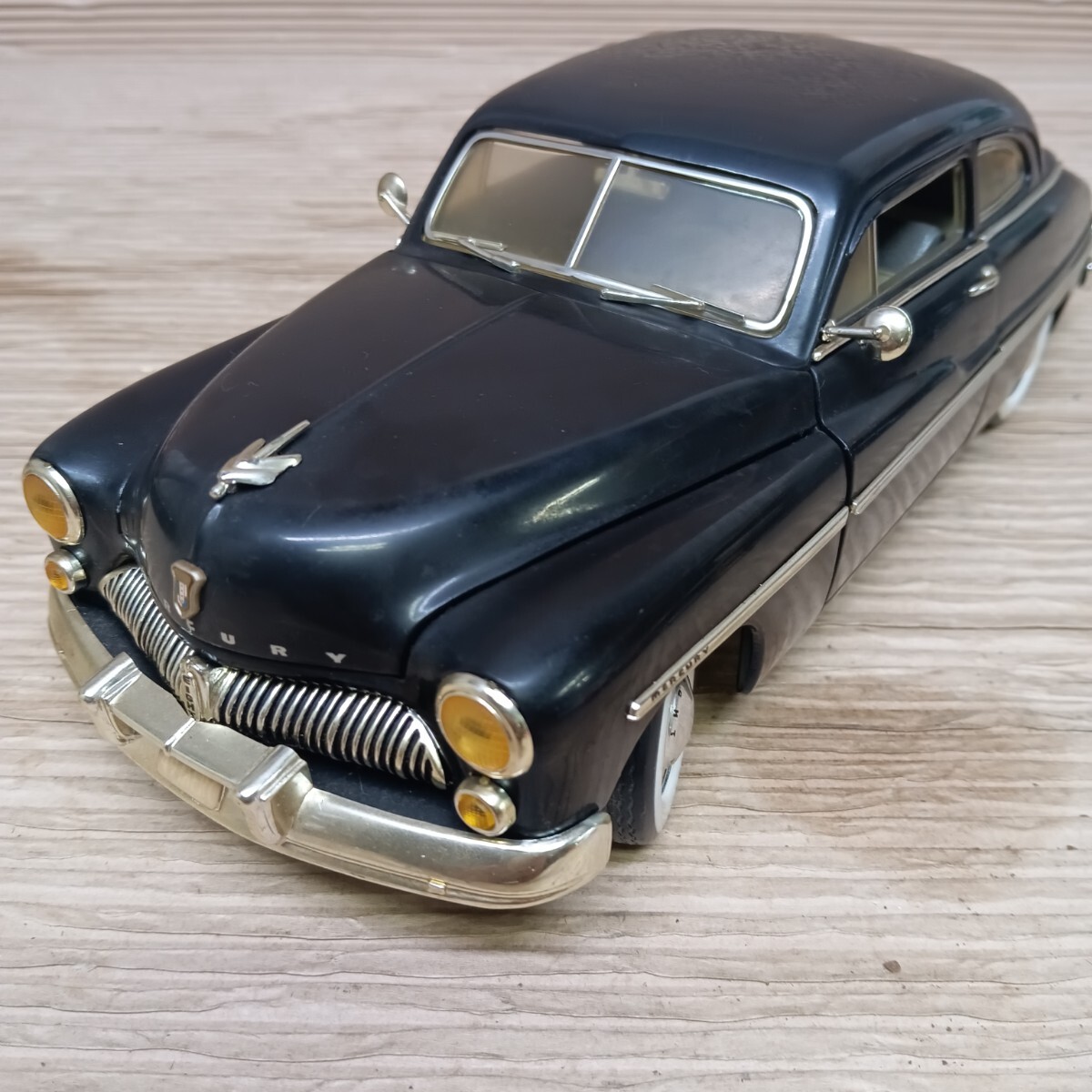 ◇ミニカー 1949年型マーキュリークーペミニカー 1/18 アメ車 ヴィンテージ ビンテージ 拍卖