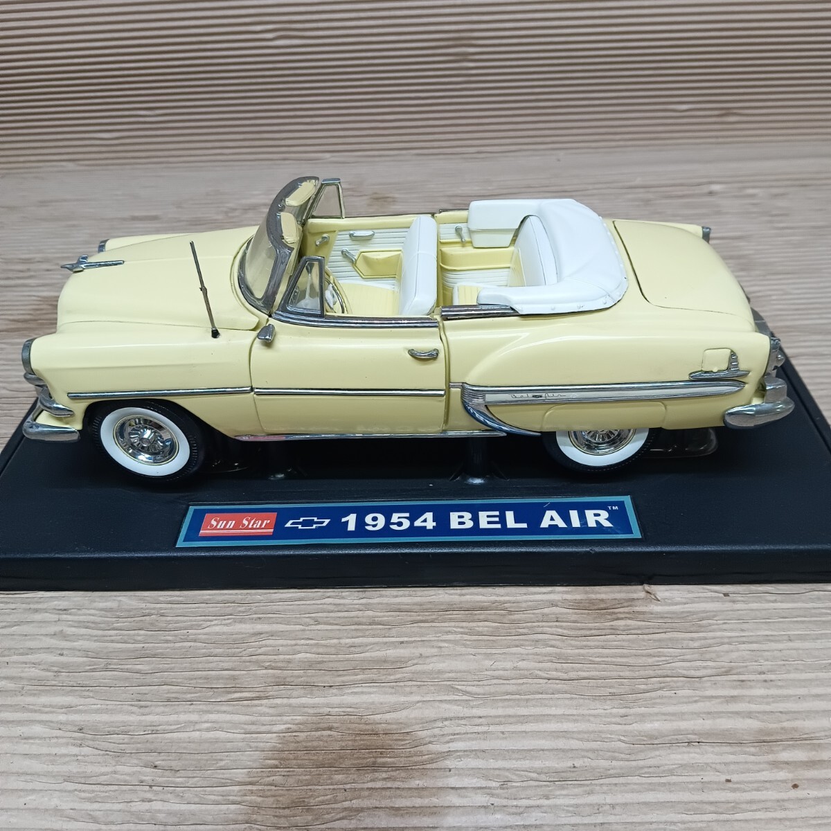 ◇サンスター 1954 シボレー ベルエア コンバーチブルミニカー 1/18 イエロー Sun Star アンティークミニカー ヴィンテージ ビンテージ(24)拍卖