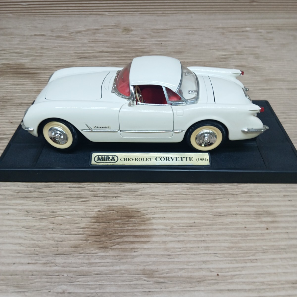 ◇ミニカーMIRA1954年型シボレー・コルベットスケールダイキャストモデルミニカー 1/18 ホワイト アンティークミニカー ヴィンテージ(56)拍卖
