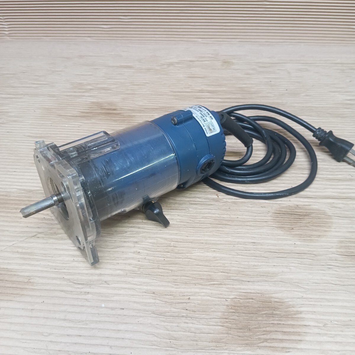 ◇高儀 Takagi 電動トリマ TR-60 トリミング 文字彫り 溝切り 円加工 電動工具 大工道具 トリマ 動作確認済 (1)拍卖