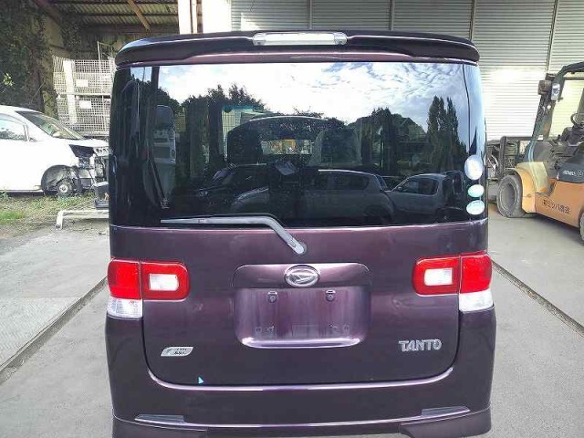 タント DBA-L375S バックドア/リアゲート R49 ミスティックレッドクリスタルメタリック スポイラー付拍卖
