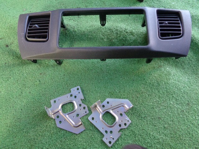 ムーヴ DBA-L175S クラスターパネル/オーディオパネル ステ付 トリム FD10拍卖