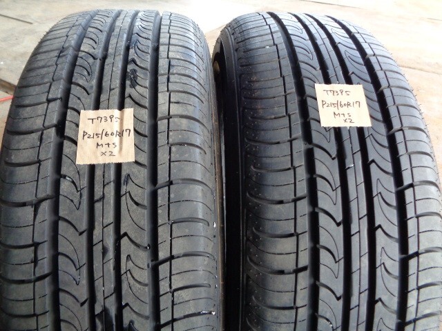中古 タイヤ P215-60R17 2本 ロードストーン CP672 96H M+S 6.5mm 2023年拍卖