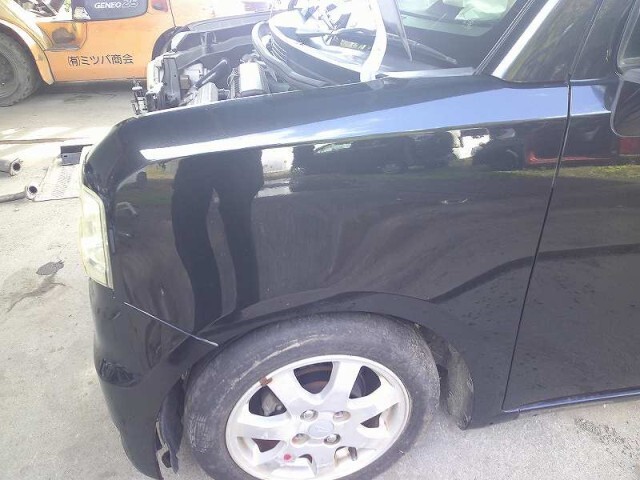 ムーヴコンテ カスタム DBA-L575S 左Fフェンダー X07 ブラックマイカ(M)拍卖