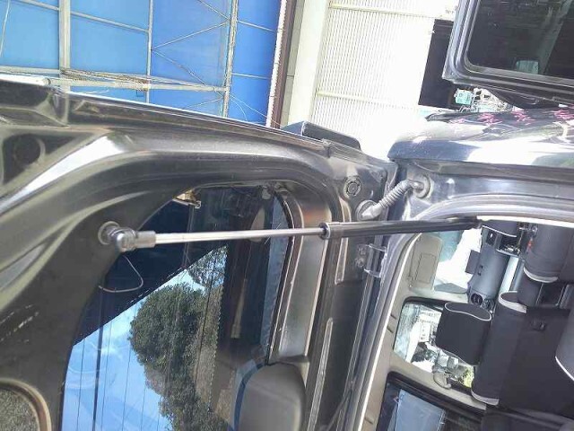 ムーヴコンテ カスタム DBA-L575S バックドアダンパー/リアゲートショック 左右セット拍卖