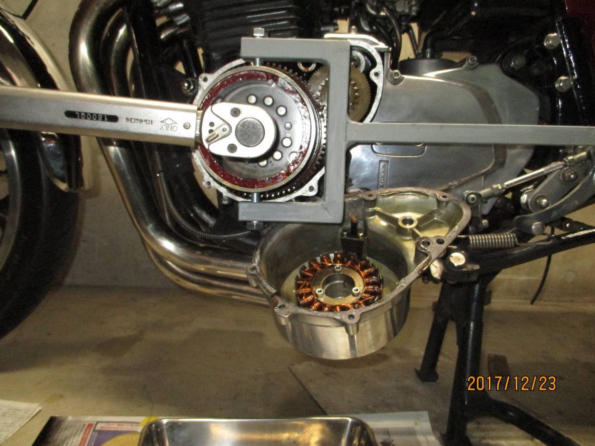 Z1000MK2 Z1000J マグネットローター用ホルダー フライホイール ワンウェイクラッチ の取り外し 拍卖