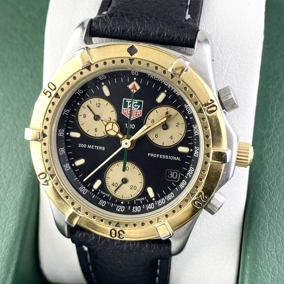 【1円〜】TAG HEUER タグ ホイヤー 腕時計 メンズ 565.306 クロノグラフ ブラック文字盤 ゴールド プロフェッショナル 2000 デイト 可動品拍卖